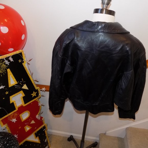 Genuine Leather Black Jacket - Picture 5 of 6